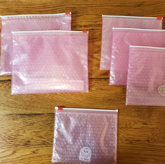 6 Glossier Pink Bubble Makeup Bags and Stickers - Picture 2 of 3